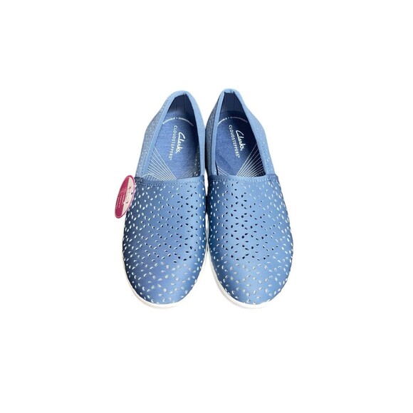 Clarks Cloudsteppers Breeze Emily Blue Eyelet Comfort Breathable Slip-Ons Summer - Picture 3 of 4